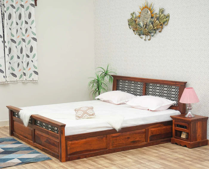 Sweden Solid Wood King Size Bed with Box Storage