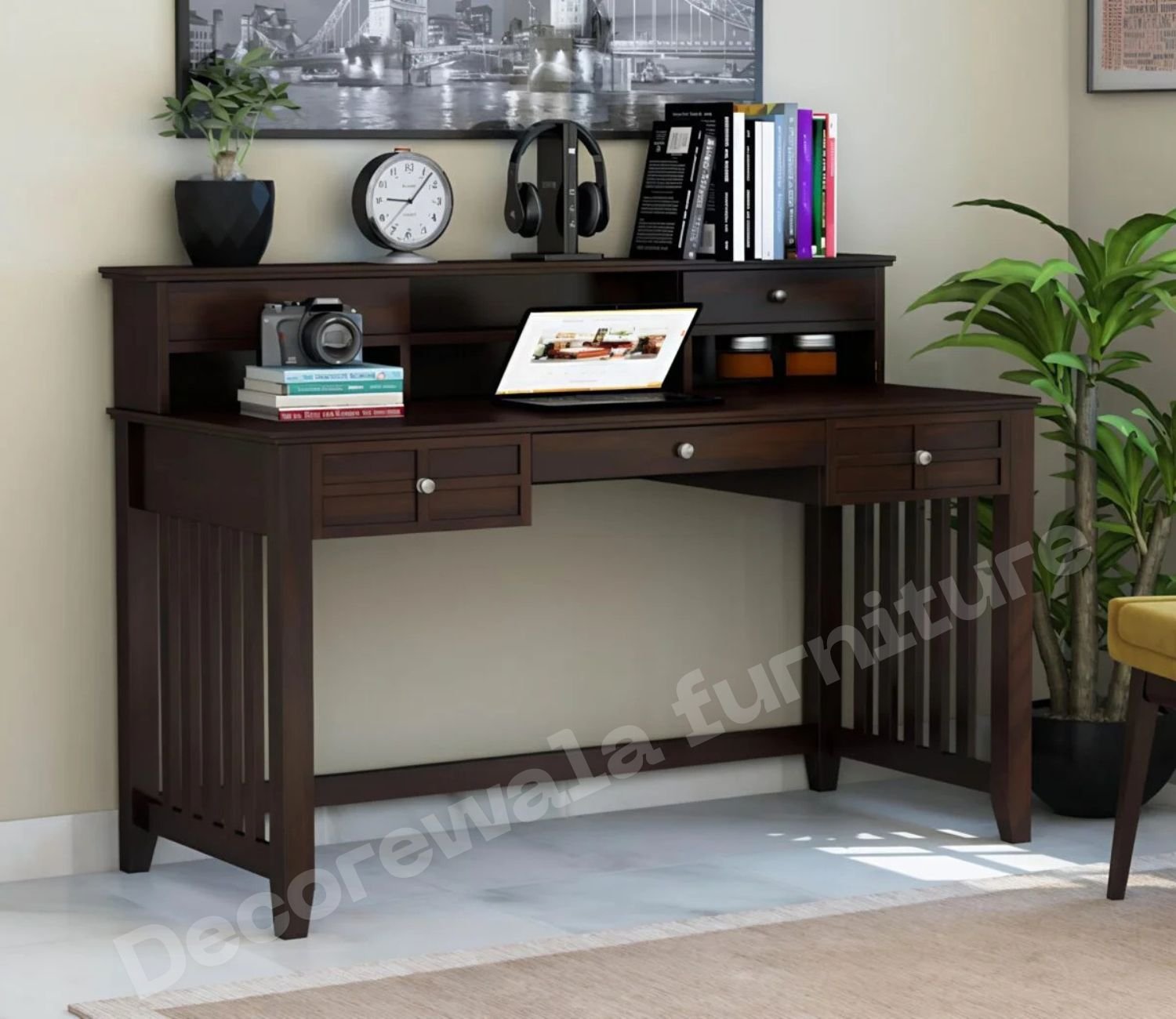 Glosswood Computer Table With Drawers