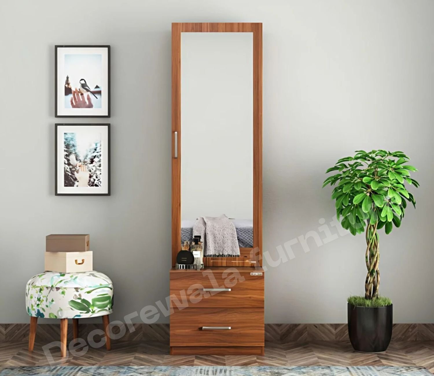 Glowyn Dressing Table With Storage
