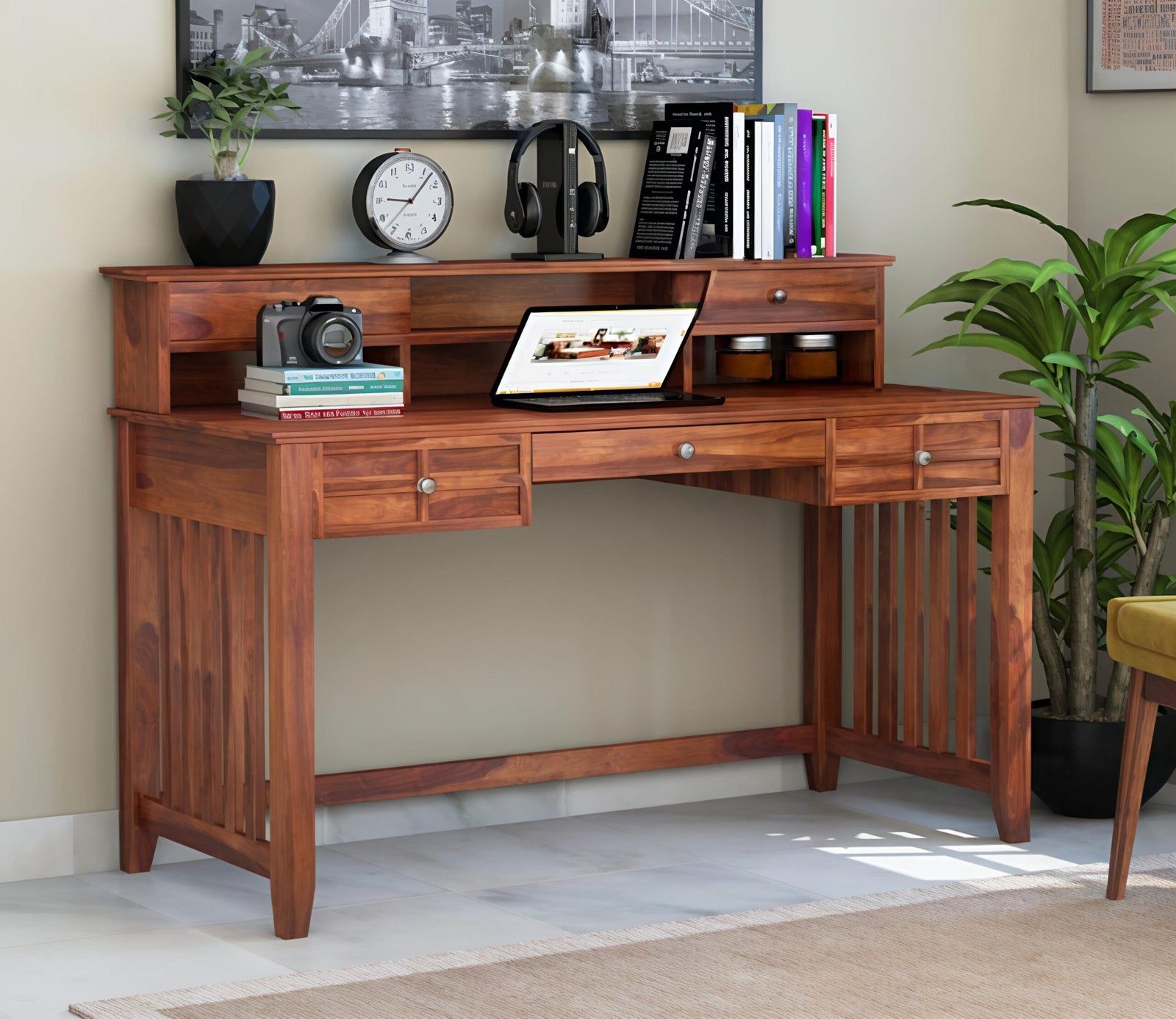 Glosswood Computer Table With Drawers
